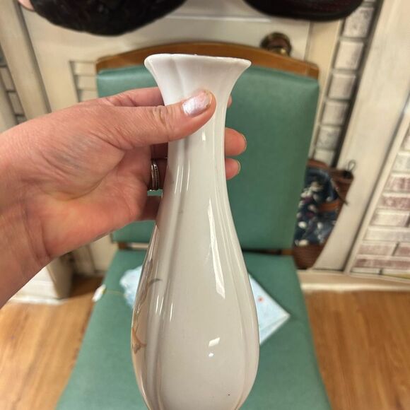 Vintage ribbed vase with silver trim - Picture 5 of 6